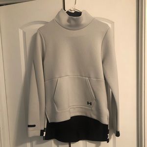 Underarmour Sweatshirt